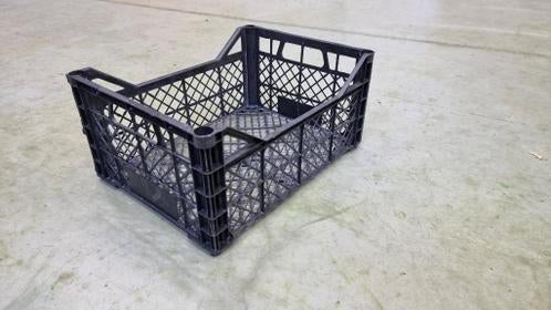 kunststof kratjes, Ophalen, Gebruikt, 50 tot 75 cm, Minder dan 35 cm
