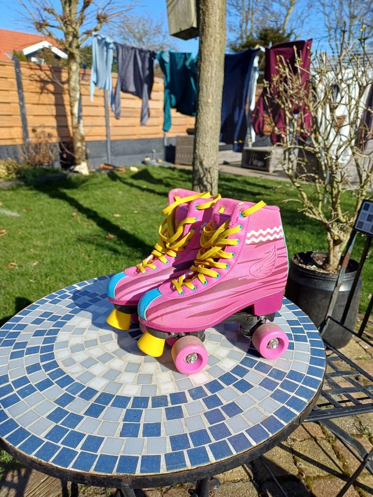 Soy Luna rolschaatsen - Maat 36/37, Ophalen of Verzenden, Gebruikt, Kinderen
