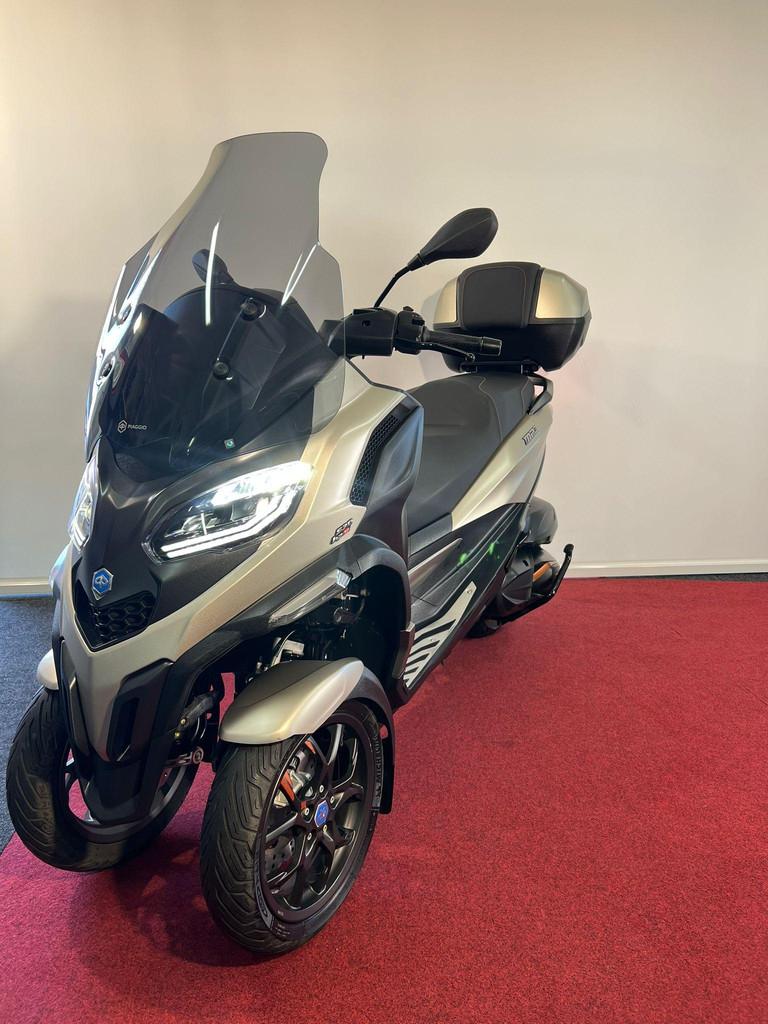 Piaggio MP3 530 HPE Exclusive, Motoren, Cruise Control, Postbus 305
4900 AH  Oosterhout, NL, Customer_service@piaggio.com, Scooter
