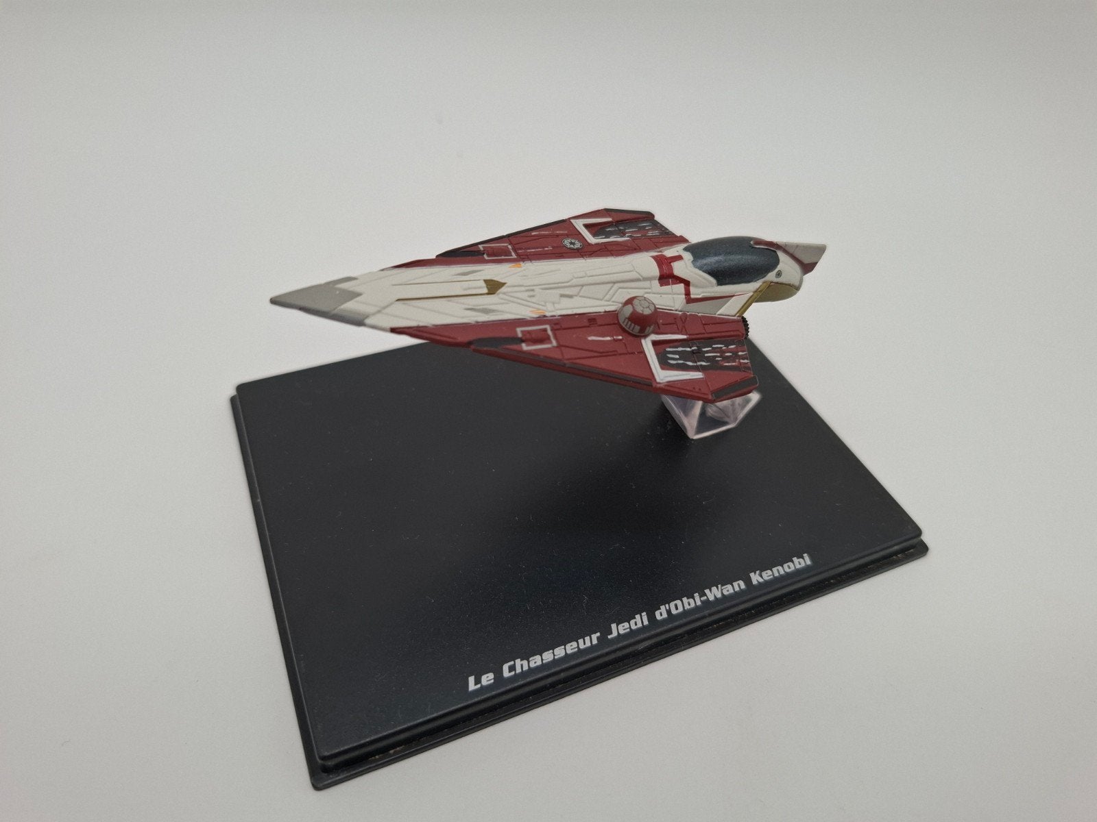 Star wars model fighter Jedi Obi Wan Kenobi  (met omdoos), Overige merken, 1:72 tot 1:144, Verzenden, Nieuw