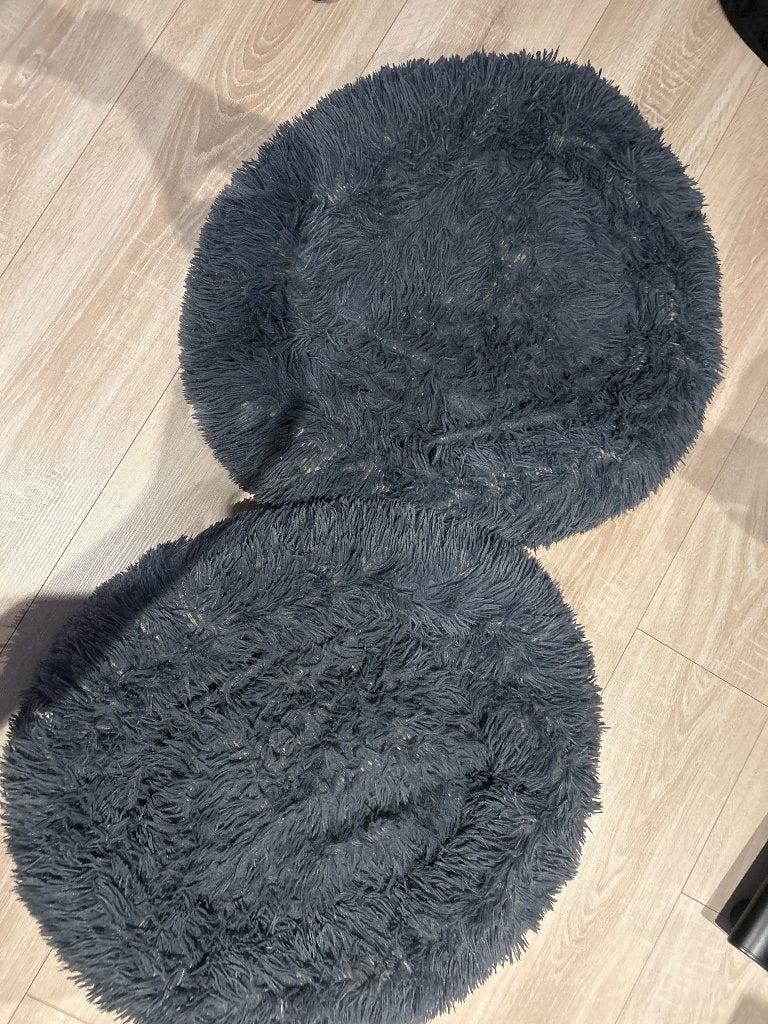 Honden/ kattenkussens -GRATIS, Dieren en Toebehoren, Hondenmanden, Ophalen of Verzenden, Gebruikt, Pluche