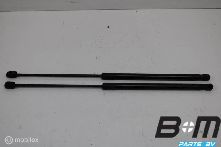 Set gasdrukveren achterklep Skoda Fabia 3 6V9827550A, Gebruikt
