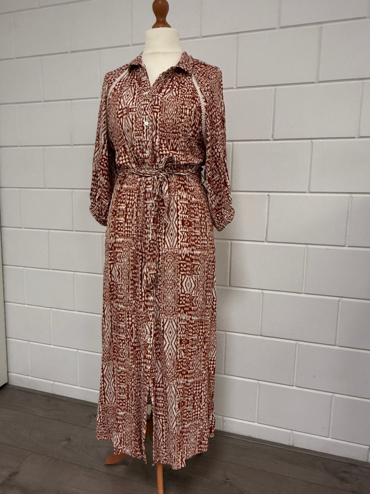 Tramontana zomerjurk roestbruin met kant, Kleding | Dames, Jurken, Bruin, Maat 42/44 (L), Ophalen of Verzenden, Zo goed als nieuw