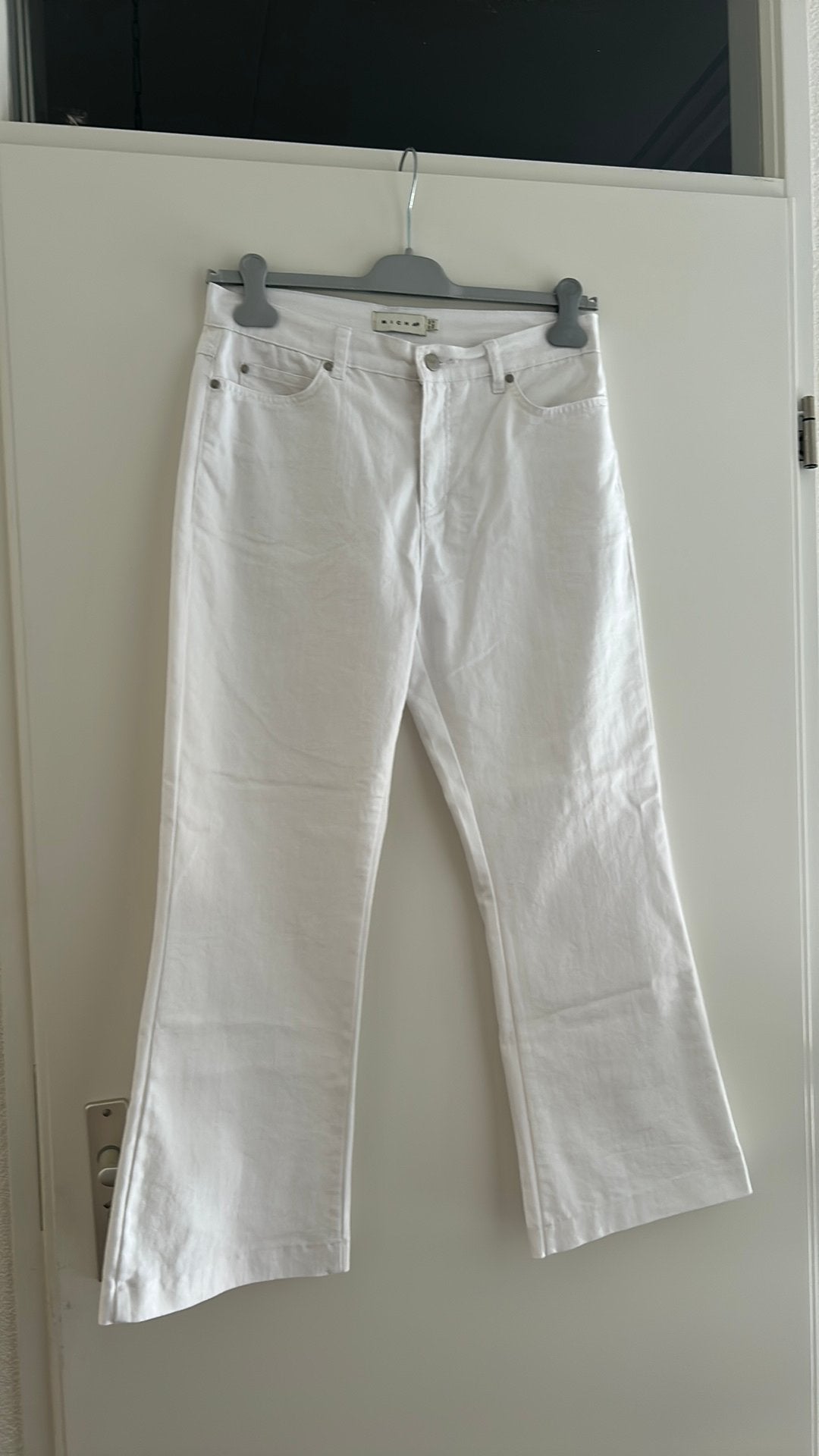 Witte broek 42 Micha, Kleding | Dames, Broeken en Pantalons, Zo goed als nieuw, Maat 42/44 (L), Wit, Lang, Ophalen of Verzenden
