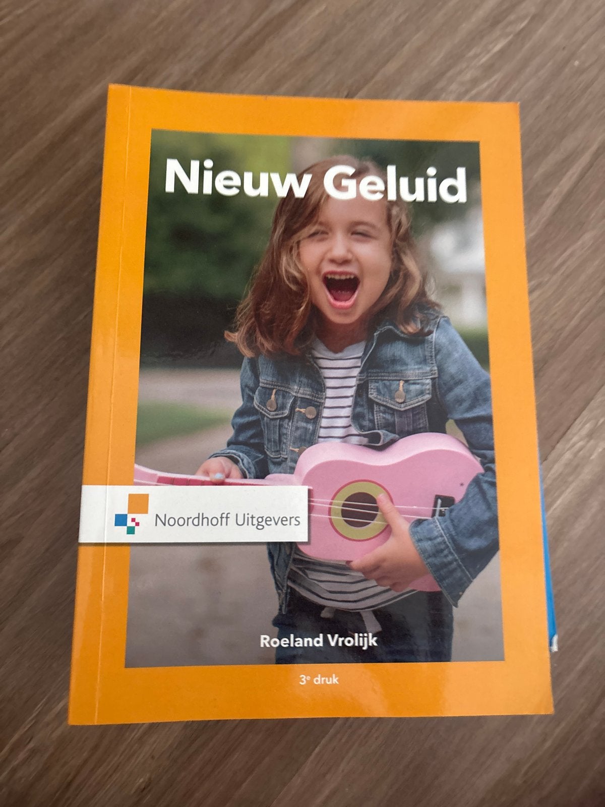 Nieuw Geluid - Roeland Vrolijk (3e druk), Ophalen of Verzenden, Zo goed als nieuw, Niet van toepassing