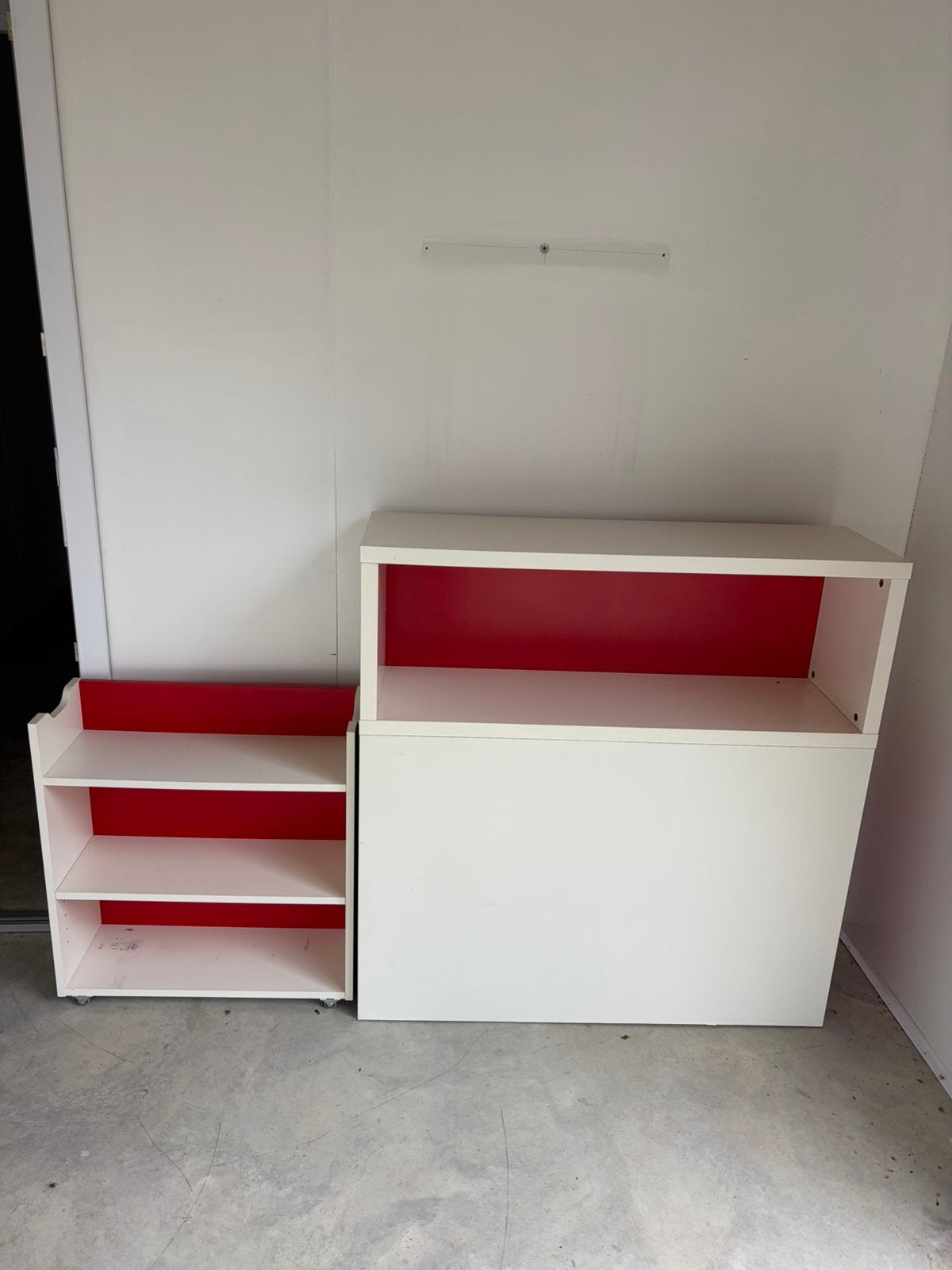 IKEA FLAXA Hoofdeinde met rode achterwand en planken, Ophalen, Gebruikt, 100 tot 150 cm, 50 tot 100 cm