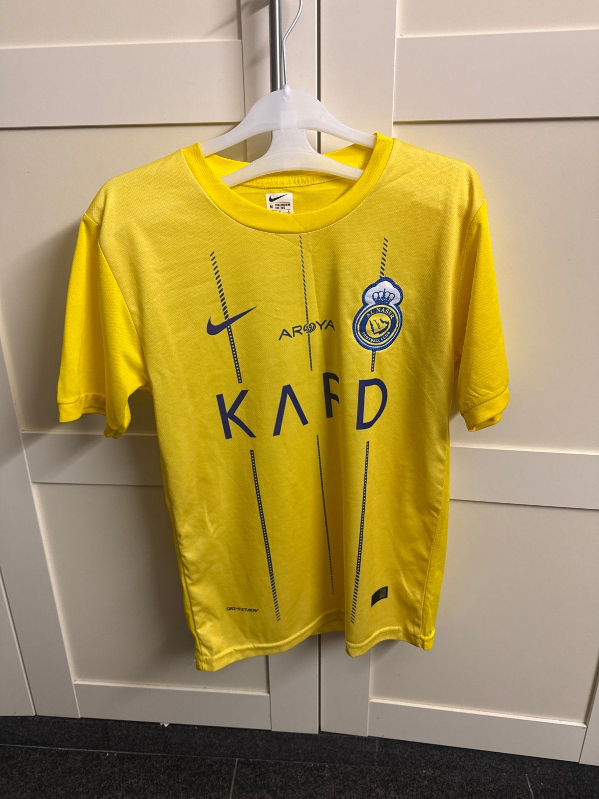 Nike Ronaldo Al Nassr voetbalshirt - Maat M nieuw, Ophalen of Verzenden, Nieuw, Maat 48/50 (M), Geel