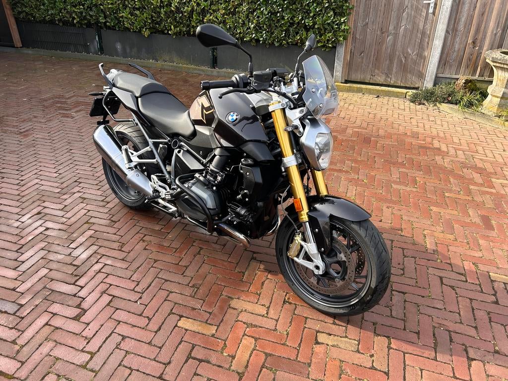 BMW R1200R uit 2018 met slechts 13.495km, Motoren, 2 cilinders, Motorrijbewijs A, Gebruikt, 1170 cc