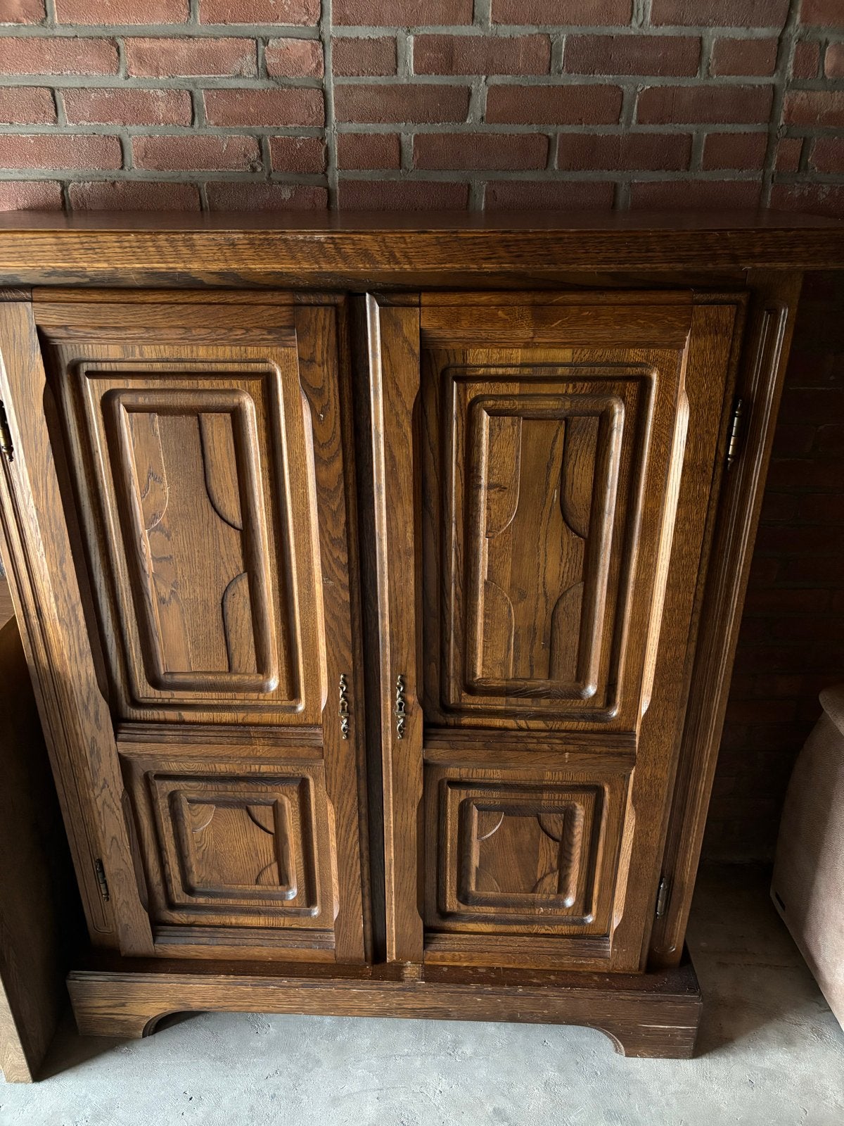 Massief eikenhouten kast met deuren en planken, Huis en Inrichting, Kasten | Buffetkasten, Ophalen, 8013XG, Gebruikt, 100 tot 150 cm