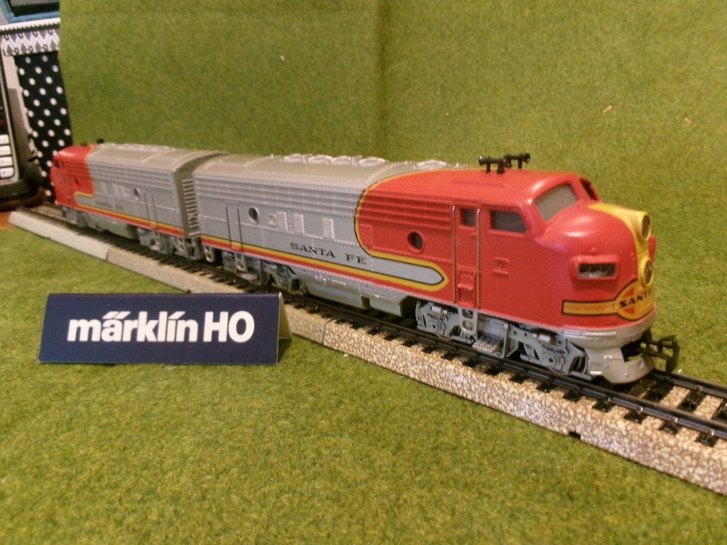 Marklin Digital Zeer mooi SantaFe 3060 4060 Verzenden kanook, Hobby en Vrije tijd, Modeltreinen | H0, Ophalen, Wisselstroom, Locomotief