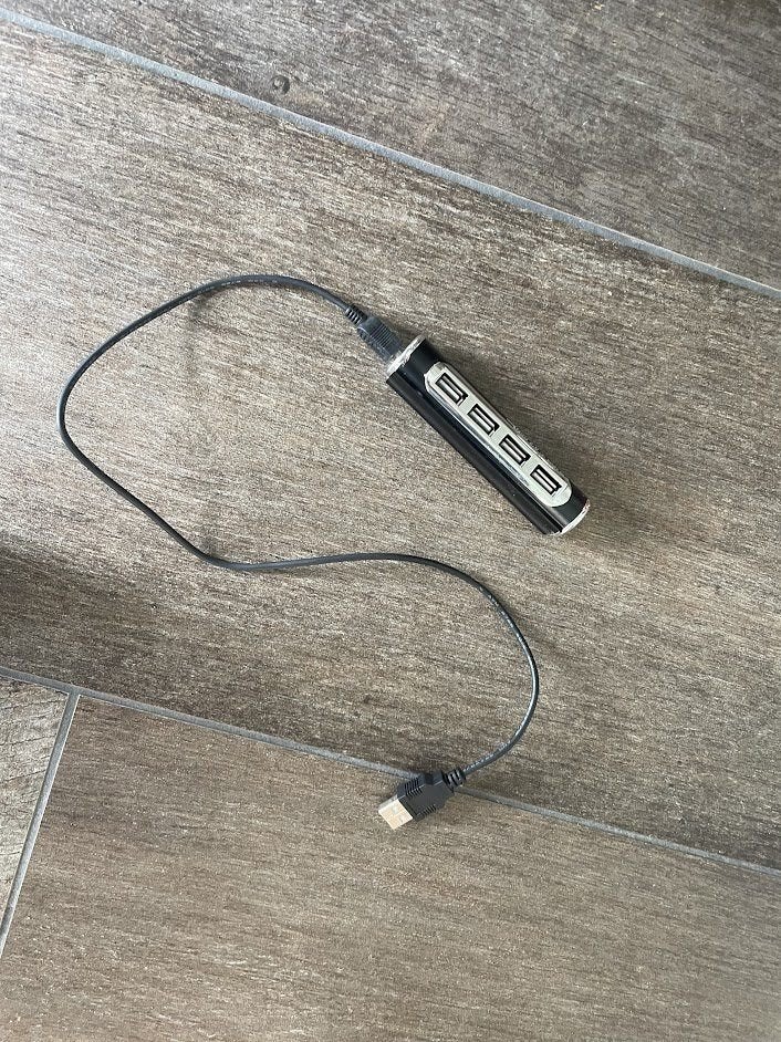 USB Hub Mini 4-Port USB 2.0 Hub for NoteBook Laptop Users, Ophalen of Verzenden, Zo goed als nieuw