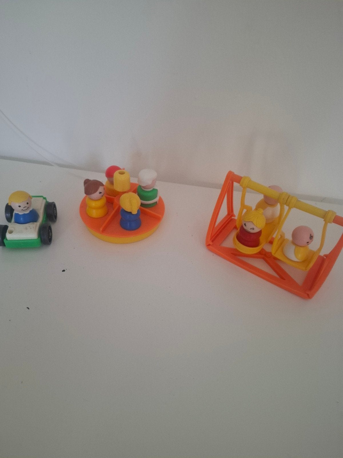 Ouderwets Fisher Price Speelgoed: Carrousel, Auto  Schommel, Ophalen of Verzenden, Gebruikt, Speelset