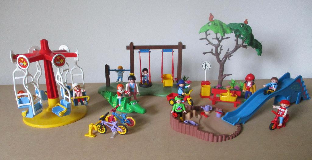 Playmobil 4070 speeltuin, Ophalen of Verzenden, Gebruikt, Complete set