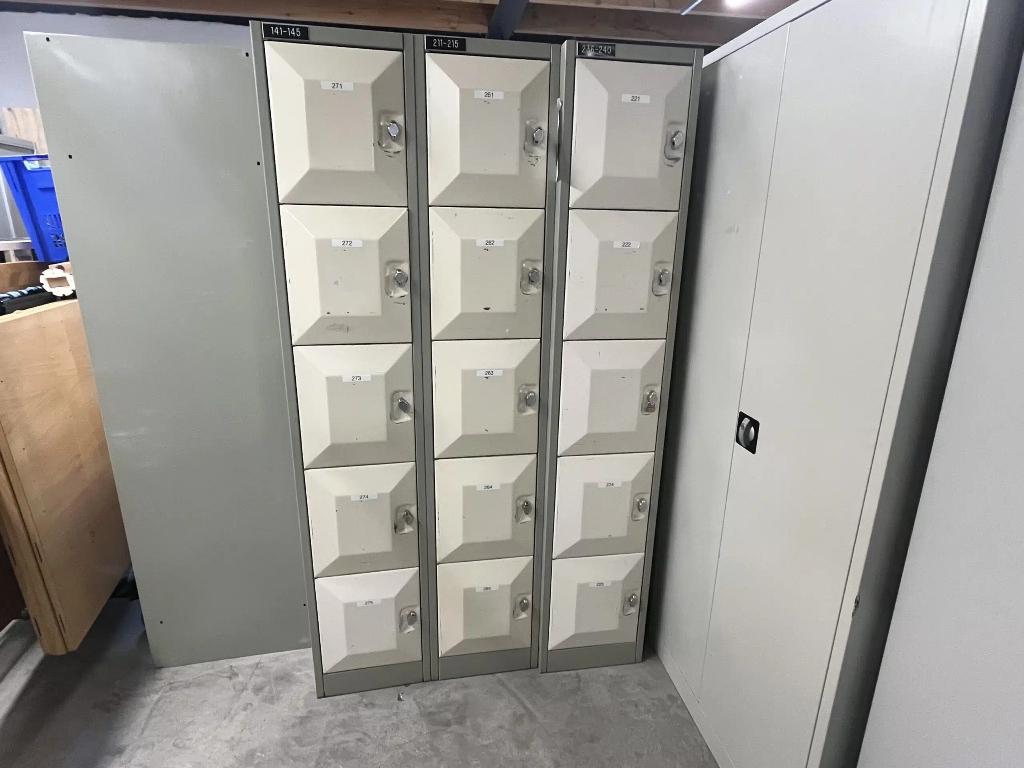 5 deurs lockers – Sonesto (Off white), Ophalen, Gebruikt, 25 tot 50 cm, Minder dan 100 cm