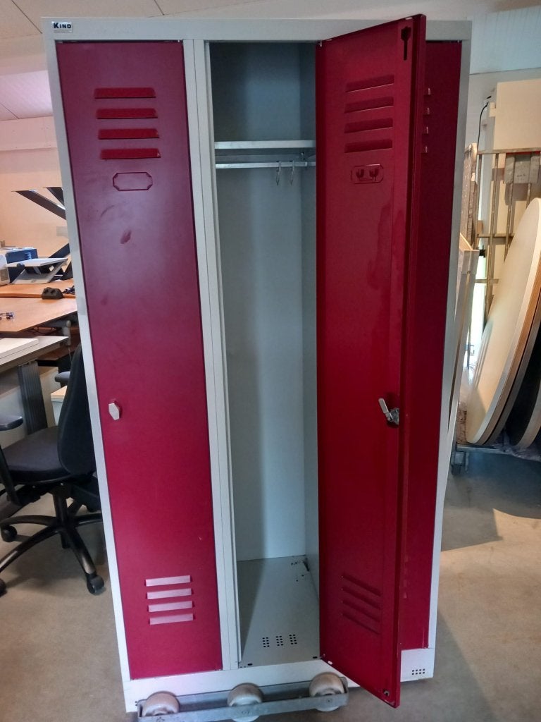Locker kasten kleding kasten 3 deurs, Gebruikt, Niet ingevuld, Metaal, Niet ingevuld