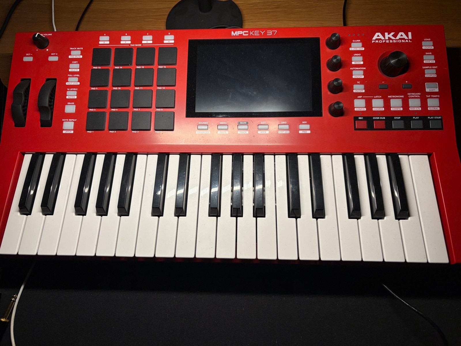 AKAI Professional MPC Key 37, Muziek en Instrumenten, Midi-aansluiting, Overige aantallen, Zo goed als nieuw, Ophalen