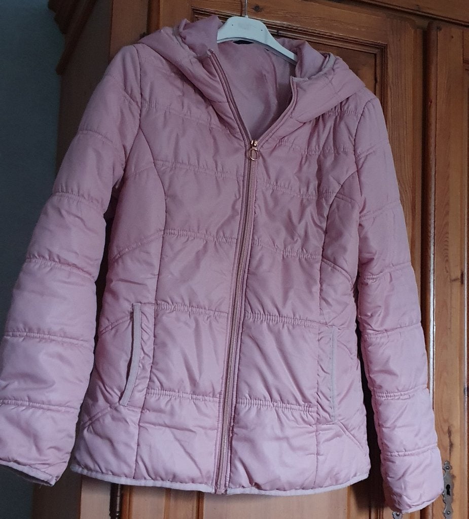 Roze winterjas, Maat 38/40 (M), Ophalen of Verzenden, United Colors of Benetton, Roze