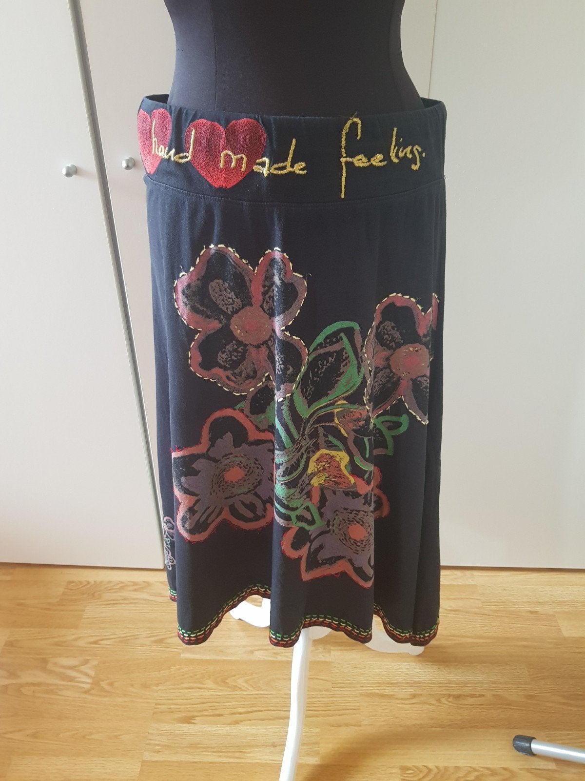 Desigual midi-rok met bloemenprint & bordursels – maat XL, Kleding | Dames, Zwart, Maat 46/48 (XL) of groter, Ophalen of Verzenden