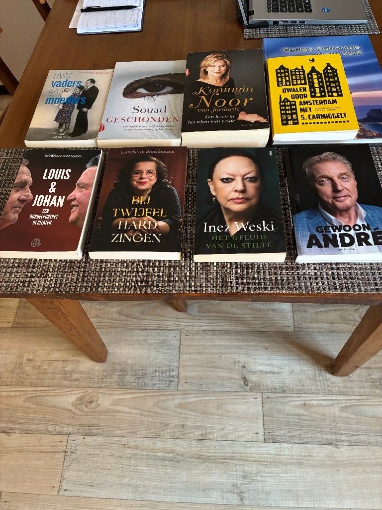 11 boeken div onderwerpen biogr eerwraak spaans woord.boek, Ophalen of Verzenden, Zo goed als nieuw, Verschillende onderwerpen