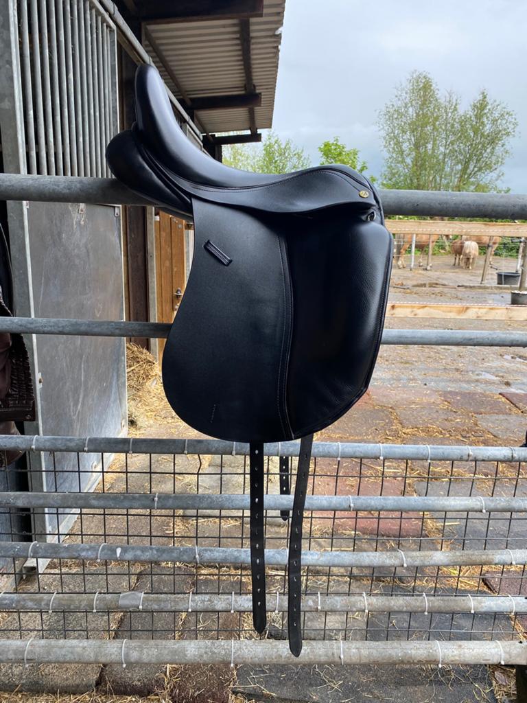 Anatomica octant G3 17,5 inch, Ophalen, Zo goed als nieuw, Dressuur