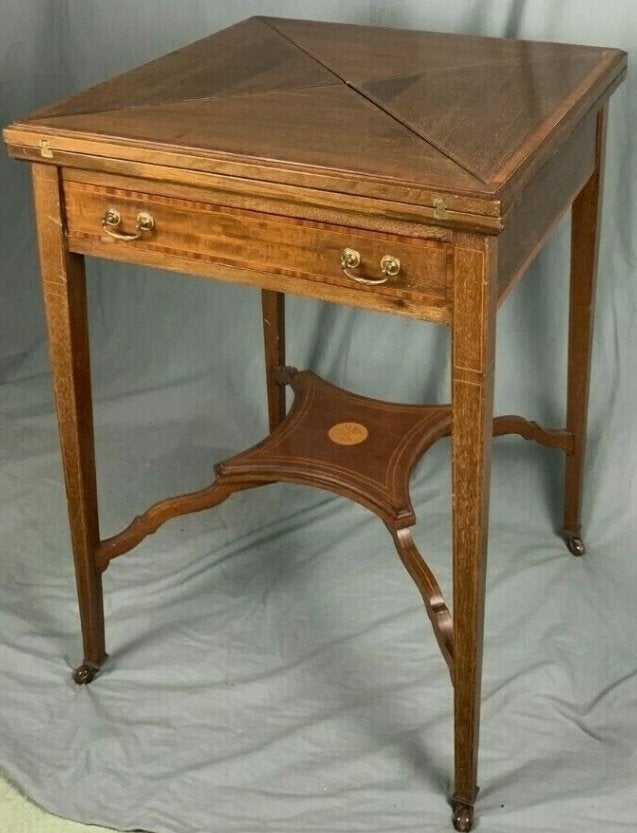 Edwardiaanse Mahoniehouten Enveloppekaarttafel, Verzenden