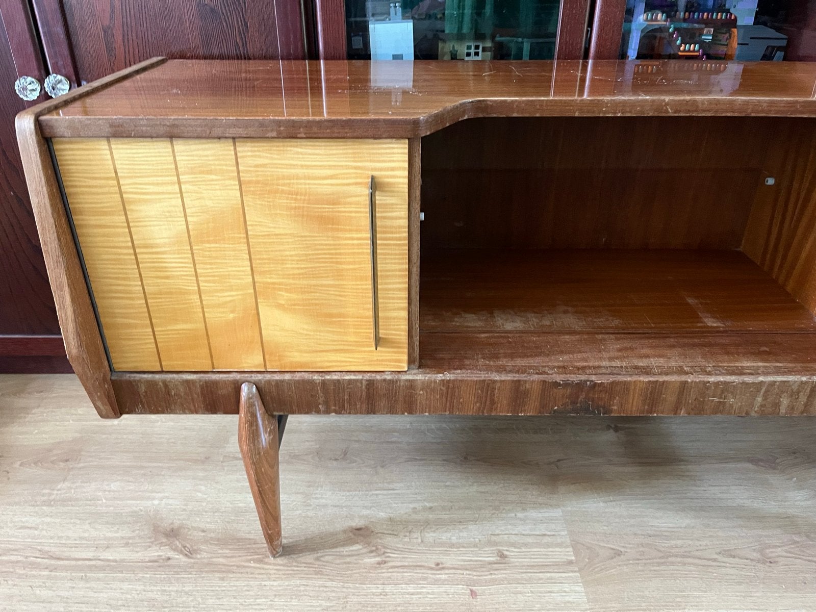 Deens vintage design kastje, Ophalen