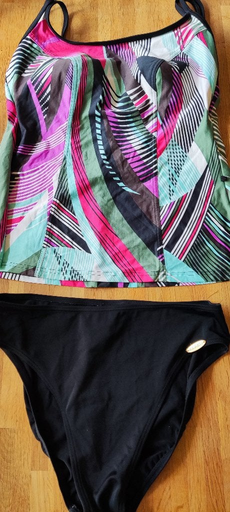 Tankini van het merk Sunflair (C cup/mt 40), Overige typen, Meerkleurig, Ophalen of Verzenden, Zo goed als nieuw