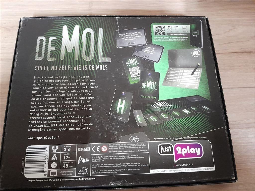 de mol - speel nu zelf wie is de mol - s3910, Hobby en Vrije tijd, Gezelschapsspellen | Bordspellen, Verzenden, Zo goed als nieuw