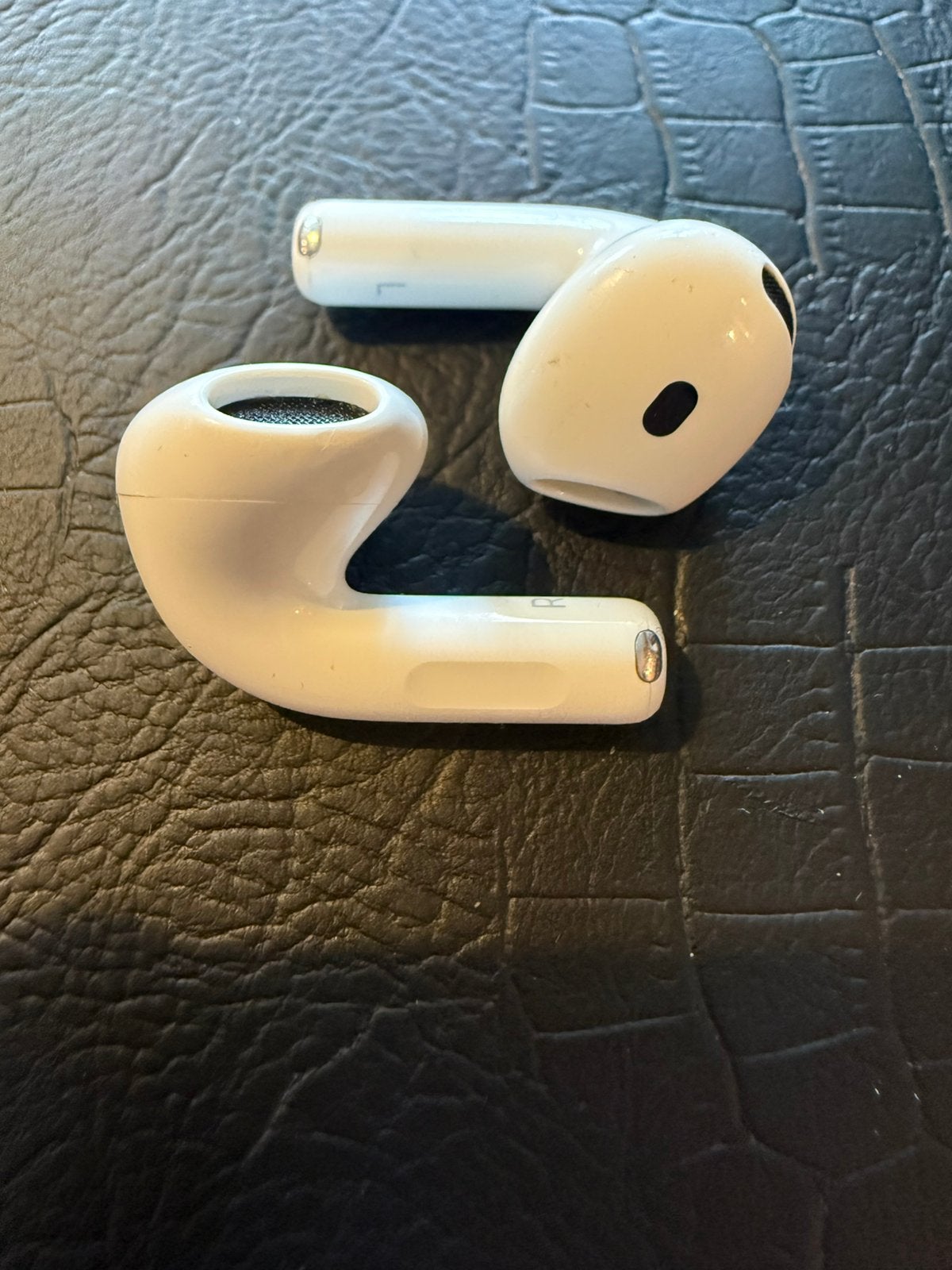 Apple Airpods 4 zonder ANC CASE, Ophalen of Verzenden, Zo goed als nieuw