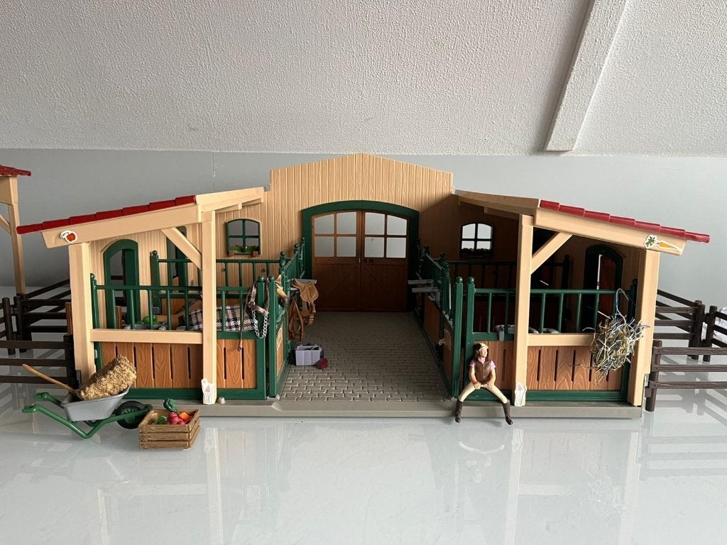 Schleich manege, Ophalen, Zo goed als nieuw
