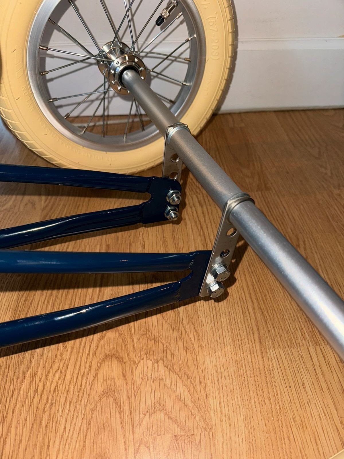 Foto 7 van verlagingsset veloretti loopfiets driewieler verlagen