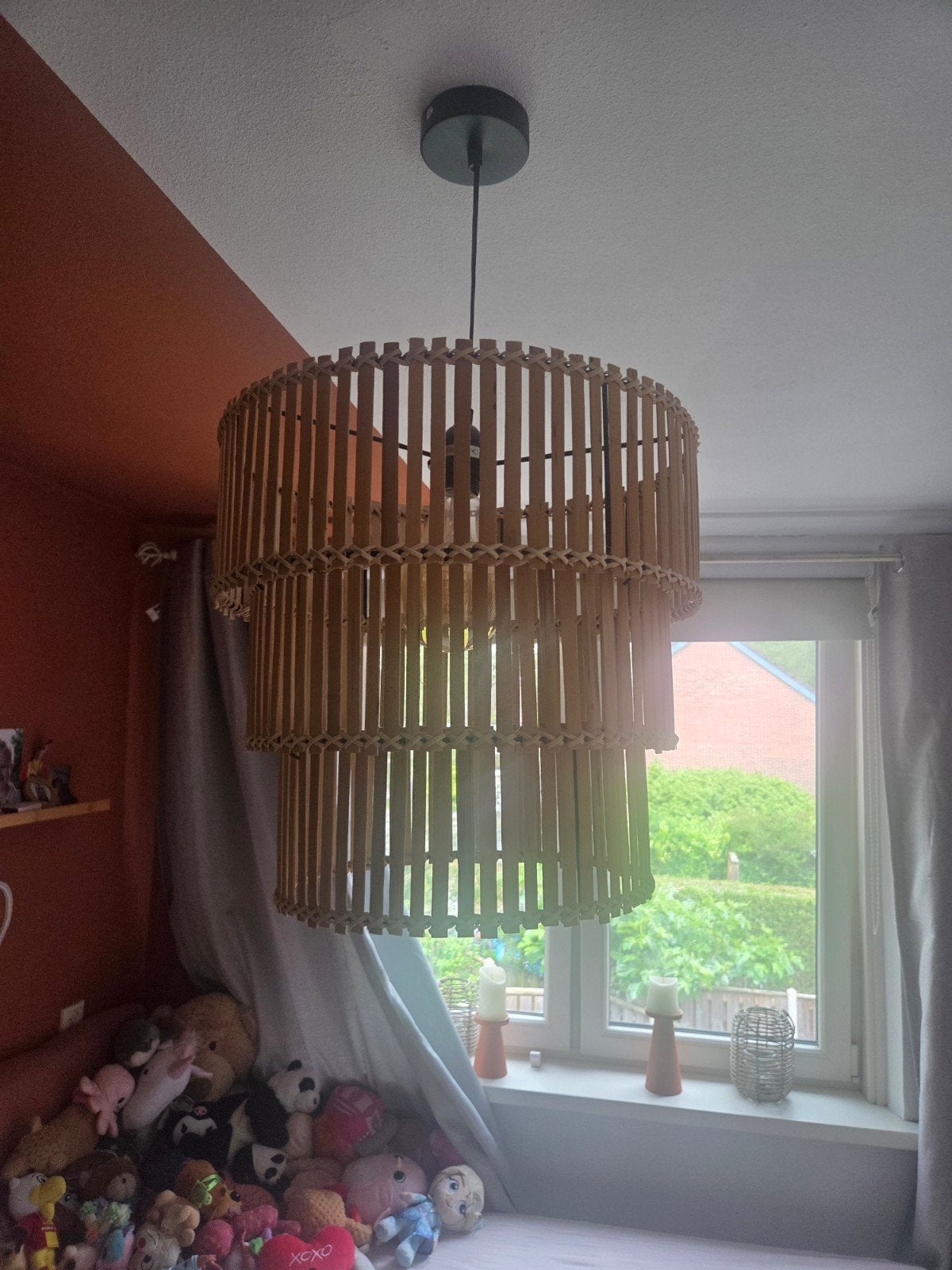 Leuke bamboe hanglamp, zo goed als nieuw, Ophalen, 50 tot 75 cm, Bohemian, Zo goed als nieuw