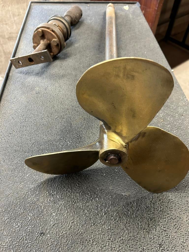 Bronzen scheepsschroef met as, Watersport en Boten, Bootonderdelen, Ophalen, Gebruikt, Motor en Techniek, Motorboot