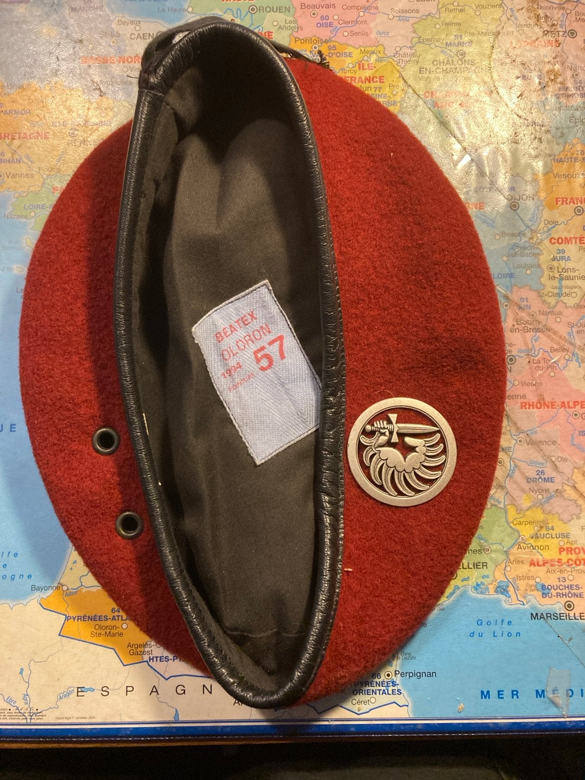 Baret Vreemdelingenlegioen - Origineel en Authentiek, Verzamelen, Ophalen of Verzenden, Landmacht, Overige gebieden, Helm of Baret