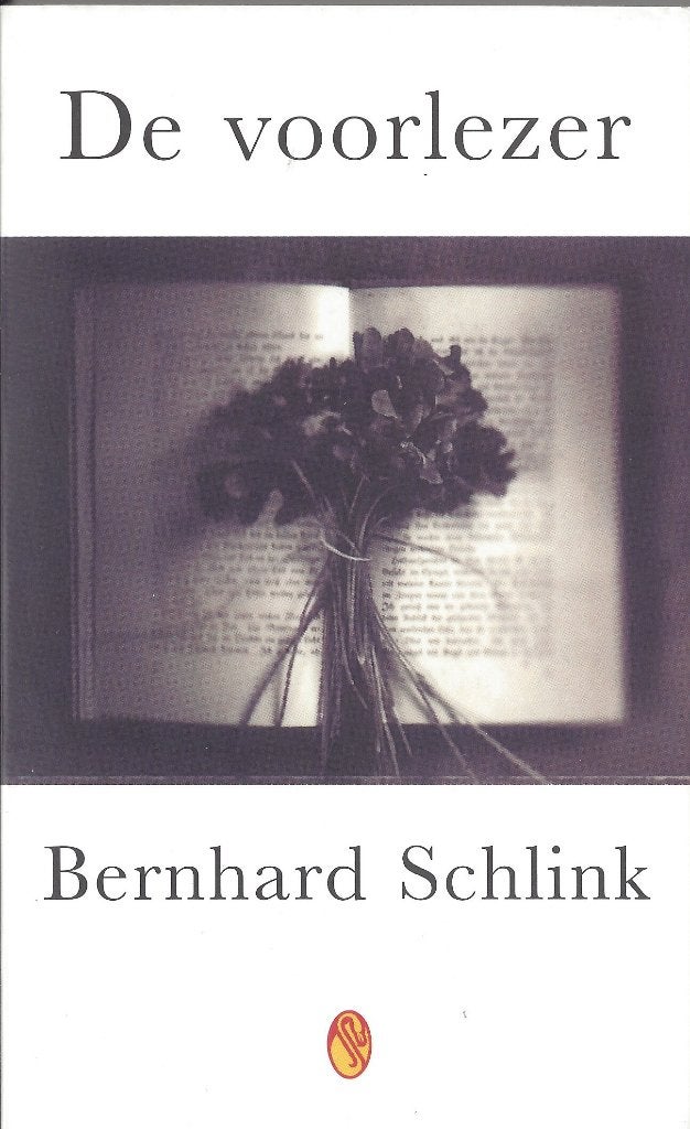 Bernhard Schlink- DE VOORLEZER *The Reader- verfilmd in 2008, Boeken, Ophalen of Verzenden, Zo goed als nieuw, Nederland, Bernhard Schlink
