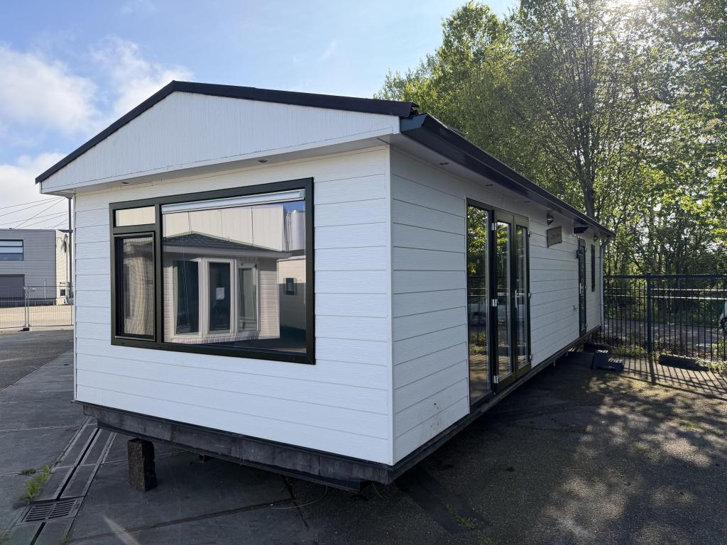 Carpe Diem Chalet 12.10 x 4.20 m Winterhard 2 SLP CV, Caravans en Kamperen, Stacaravans, Niet ingevuld, Niet ingevuld, Niet ingevuld