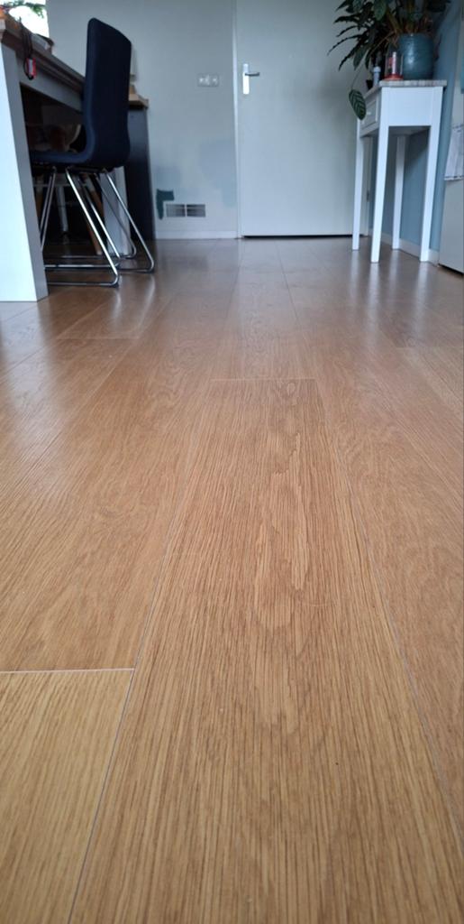 Laminaat vloer met V-groef 40-42 m2 (gratis af te halen), Ophalen, Kunststof, Gebruikt, 50 tot 150 cm