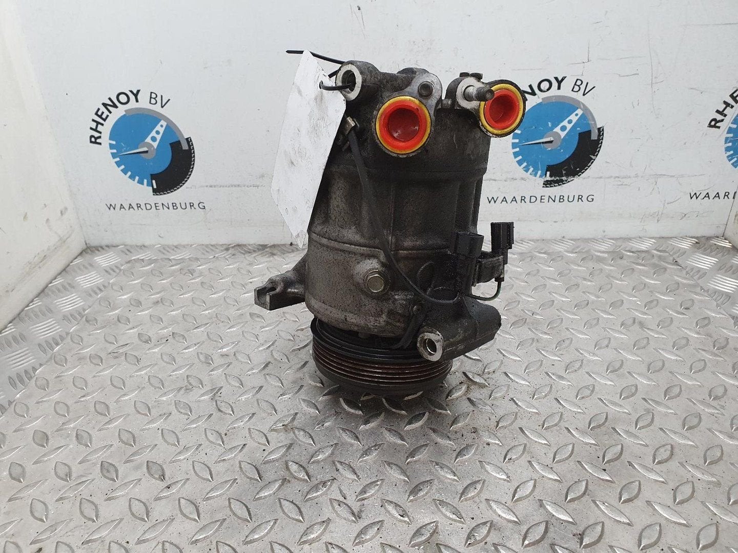 VOLVO XC60 2.4D SUV  AIRCO COMPRESSOR / AIRCOPOMP 2010, Ophalen of Verzenden, Gebruikt, Stiba lid