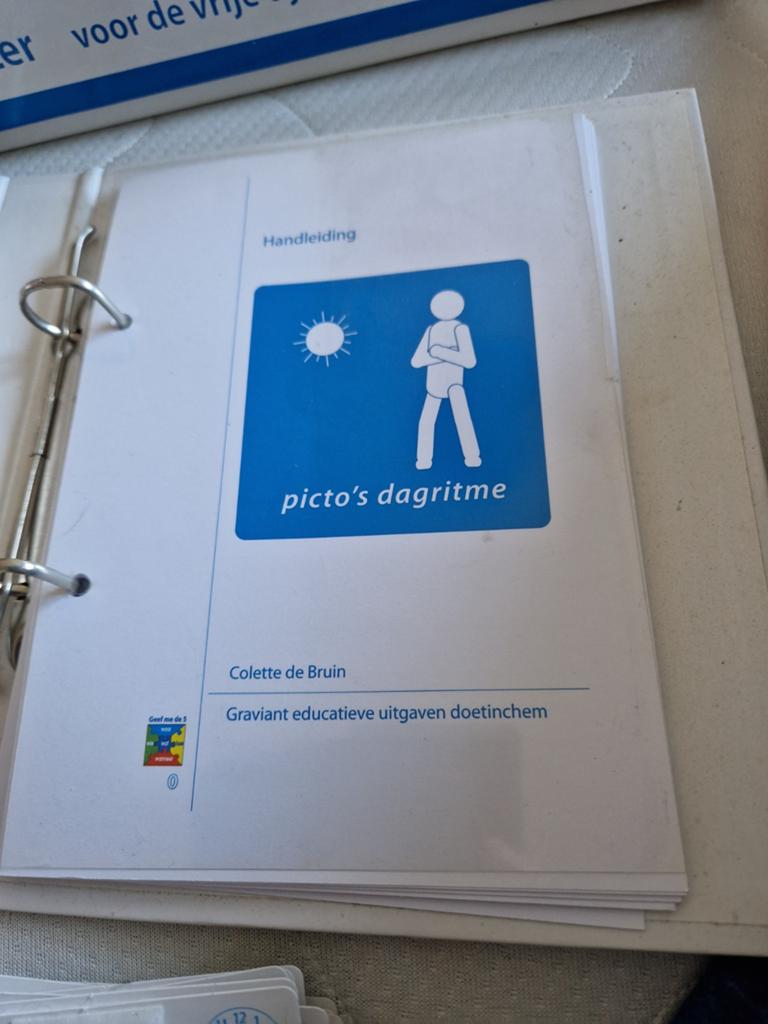 Picto's Dagritme - Visuele ondersteuning voor kinderen, Ophalen of Verzenden, Zo goed als nieuw, Colette de Bruin, 2 tot 3 jaar