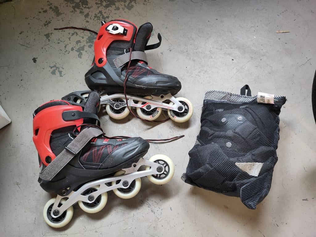 Skeelers maat 44 met elleboog- en kniebeschermers, Sport en Fitness, Skeelers, Ophalen of Verzenden