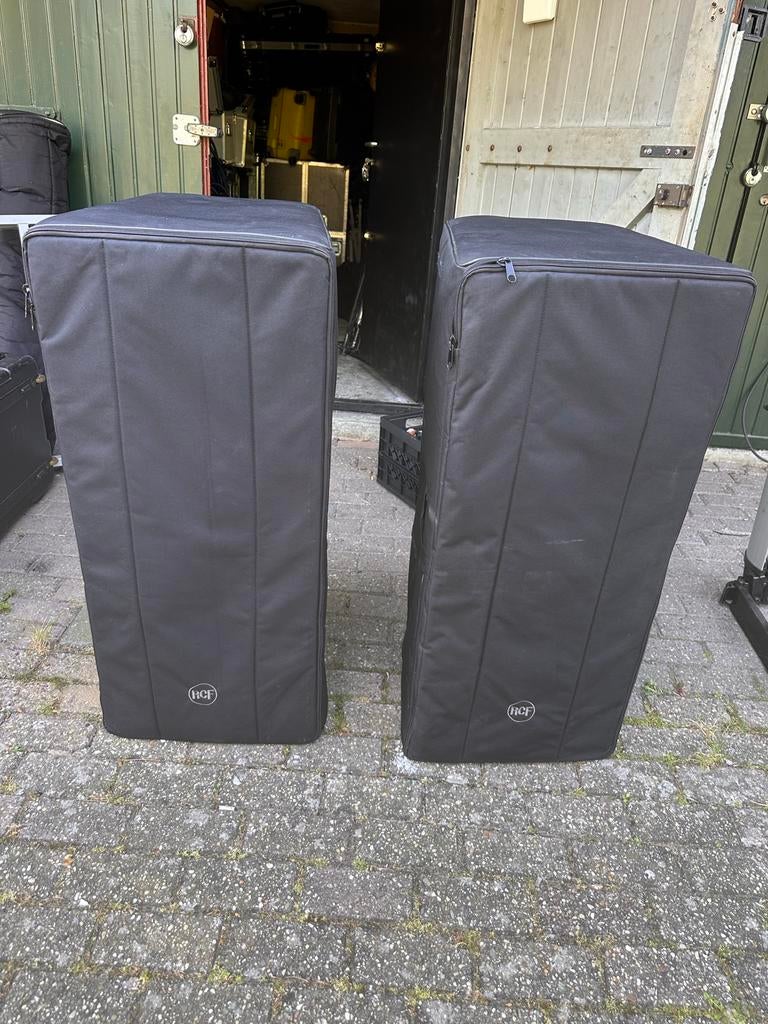 RCF nx 985a Speakers (2 stuks) 3000€, Overige merken, Gebruikt, Ophalen of Verzenden, 120 watt of meer