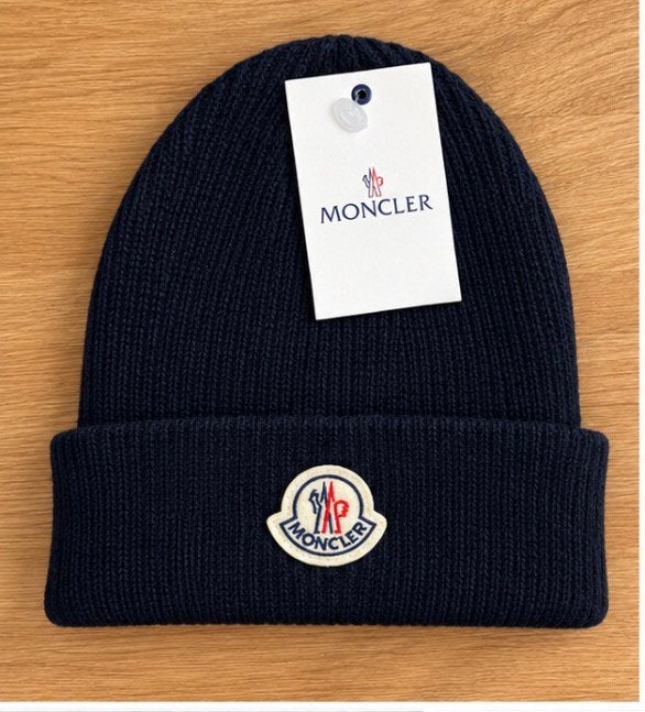 Moncler geribde gebreide muts zwart nieuw met kaartjes, Verzenden, Nieuw, Overige maten, Muts