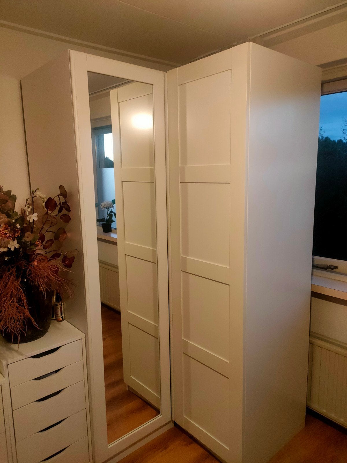 Ikea Pax hoekkledingkast met spiegeldeur, Huis en Inrichting, Ophalen, Overige materialen, Met deur(en), Gebruikt