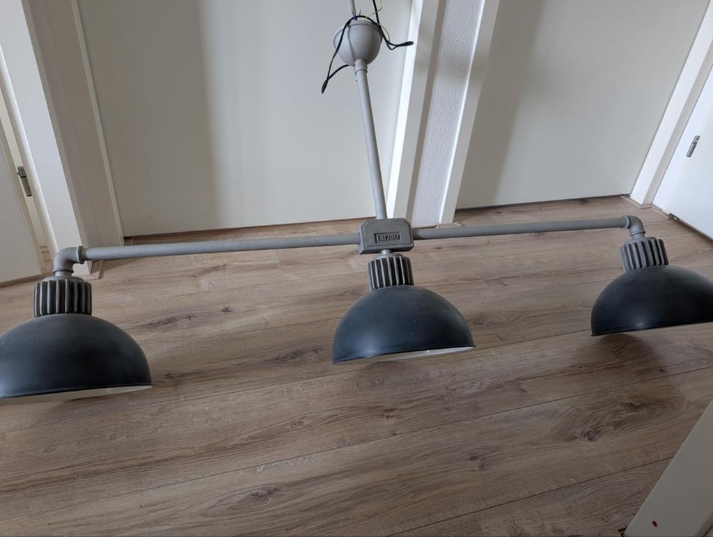 Frezoli hanglamp met 3 kappen - industrieel design, Ophalen, Gebruikt, Metaal, Industrieel