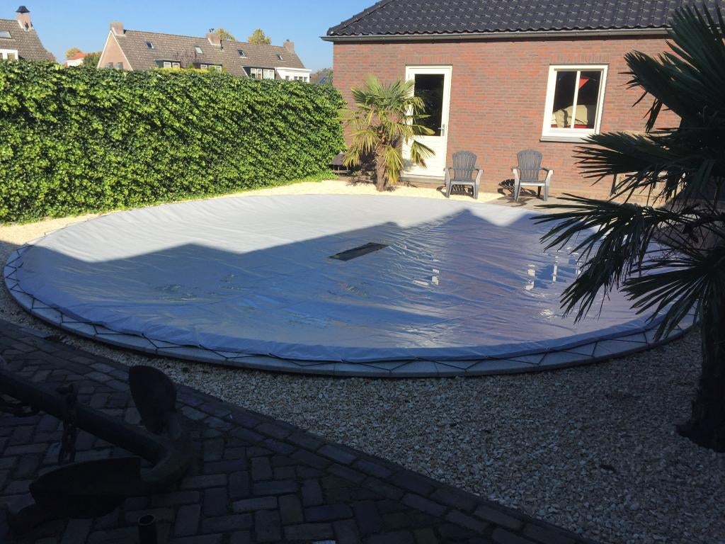 PVC zwembadafdekkleden met waterdoorlatende strook!!