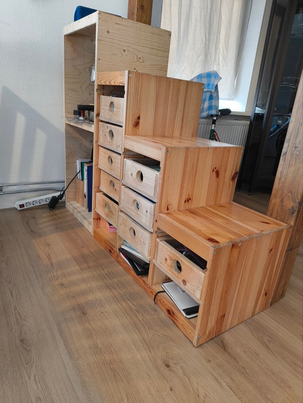 Houten ladekast / opbergmeubel van grenenhout, Ophalen, Minder dan 50 cm, Gebruikt, 75 cm of meer