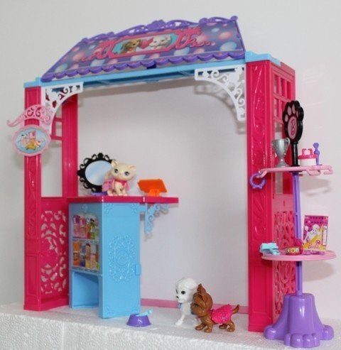 Barbie Malibu Ave. Pet Boutique, Ophalen of Verzenden, Zo goed als nieuw, Poppenhuis