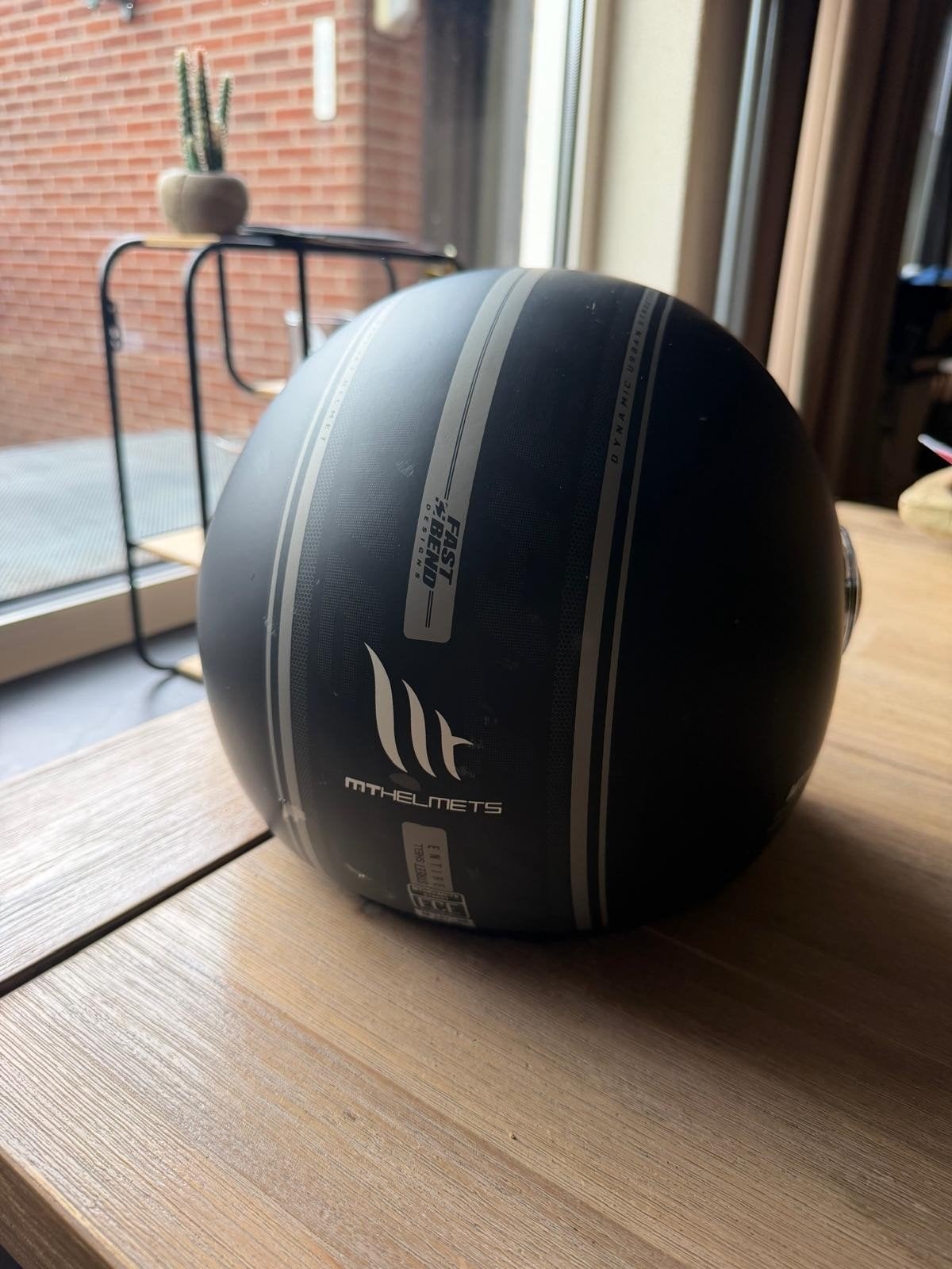 Scooter helm, Ophalen of Verzenden, Zo goed als nieuw, Small, MT-Helmets