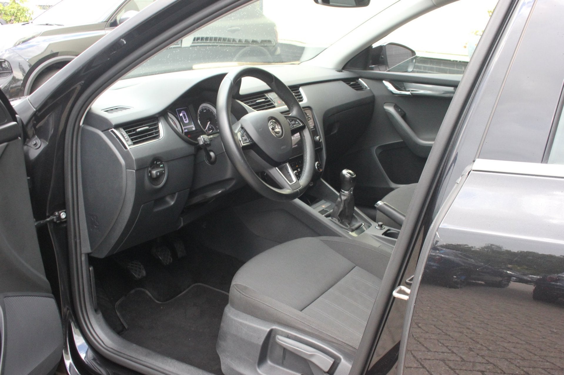 Skoda Octavia Combi 1.4 TSI Greentech Clever Edition | Trekh, Stof, Gebruikt, Euro 6, 4 cilinders