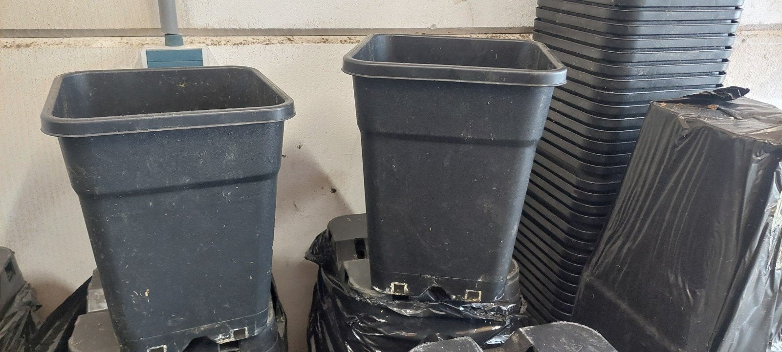 Grote partij kweekbakken., Ophalen, Kunststof, Zo goed als nieuw, Minder dan 40 cm